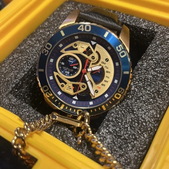 Invicta Pro Diver Convertible Swiss Rhonda 8040.N Caliber Pocket & Wrist Watch - Picture 3 of 7